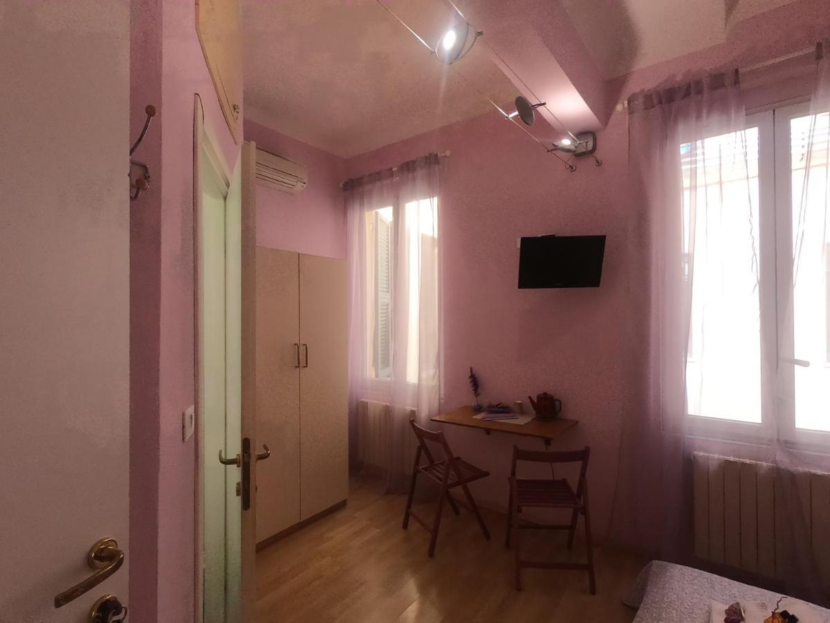 Hotel Valerie à La Spezia Extérieur photo