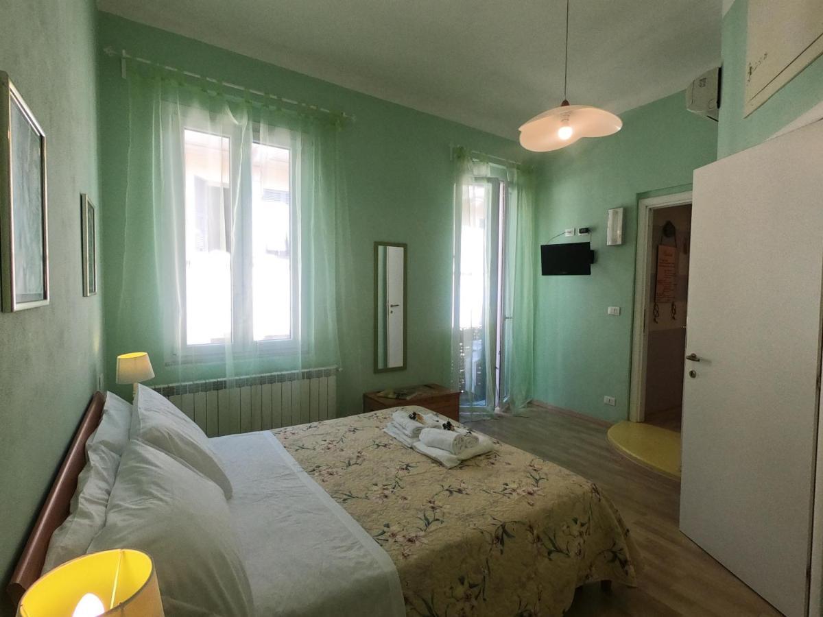 Hotel Valerie à La Spezia Extérieur photo