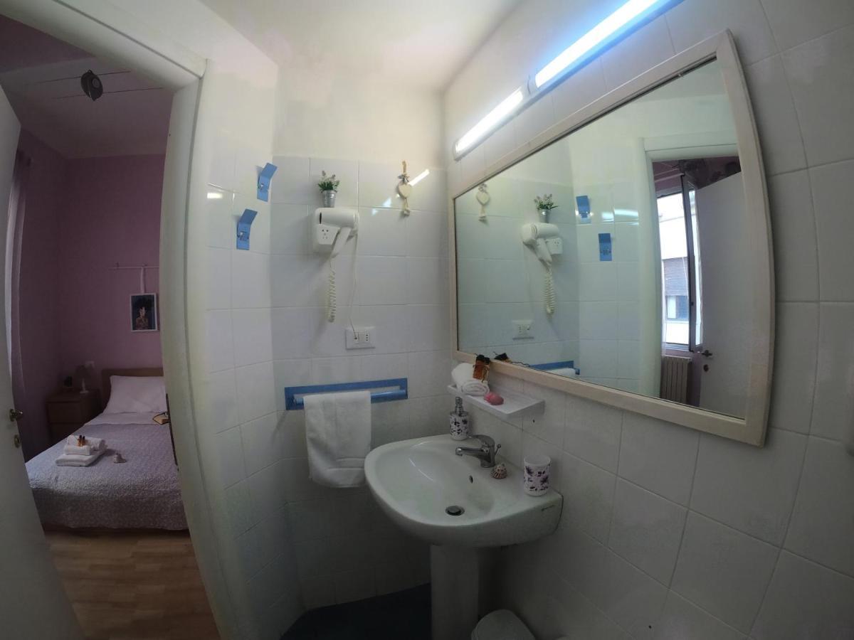 Hotel Valerie à La Spezia Extérieur photo